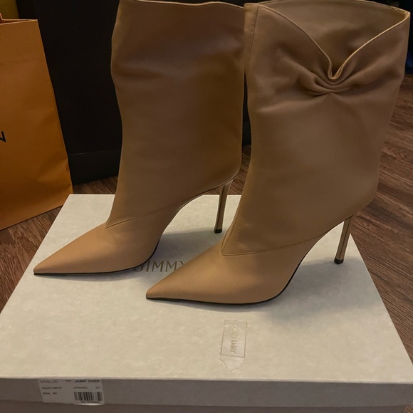 Jimmy Choo Nappa Leather Carmel (Size 40) - Picture 5 of 10